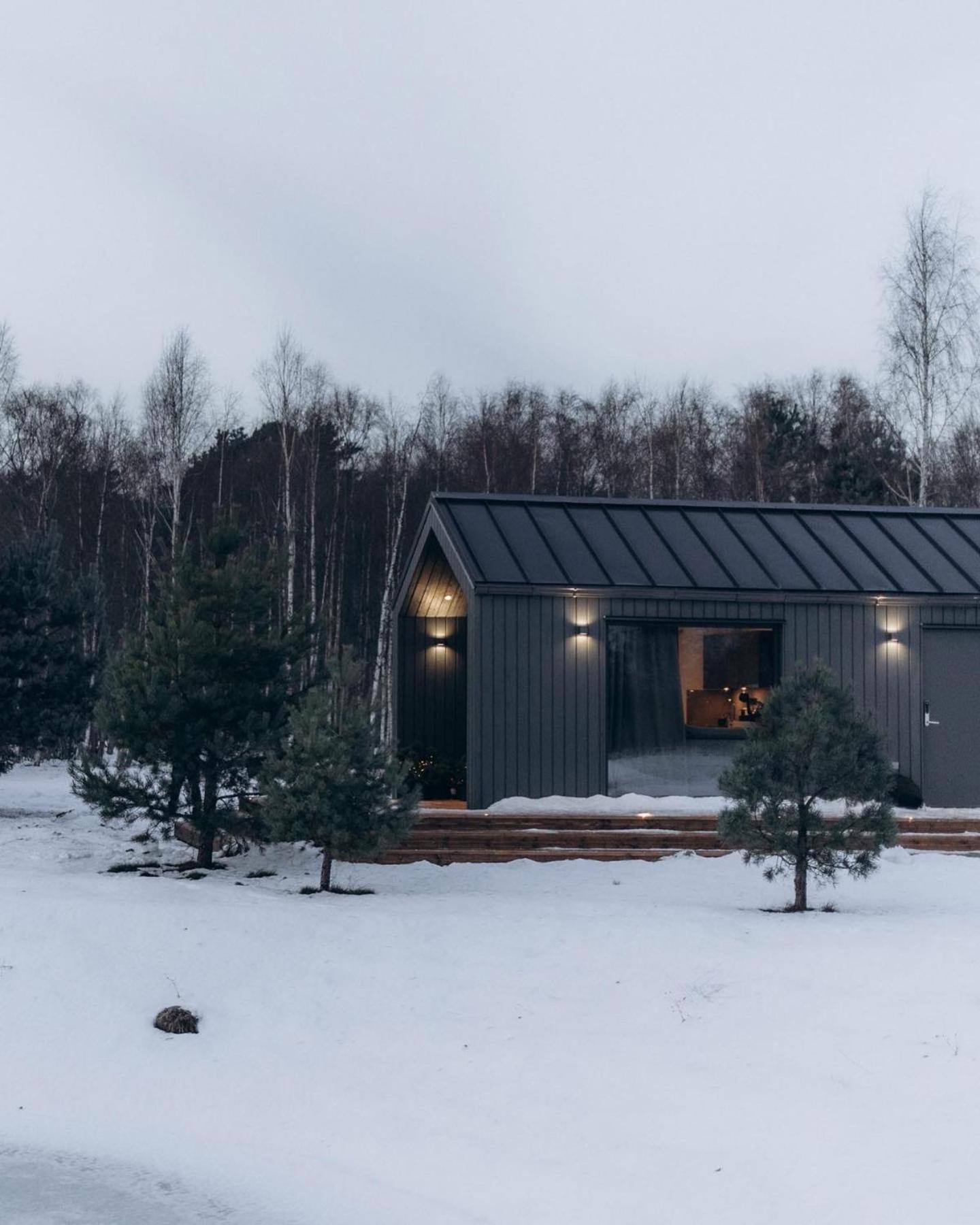 Atputas Komplekss Pazust Priedes - Sunset House * Бернати